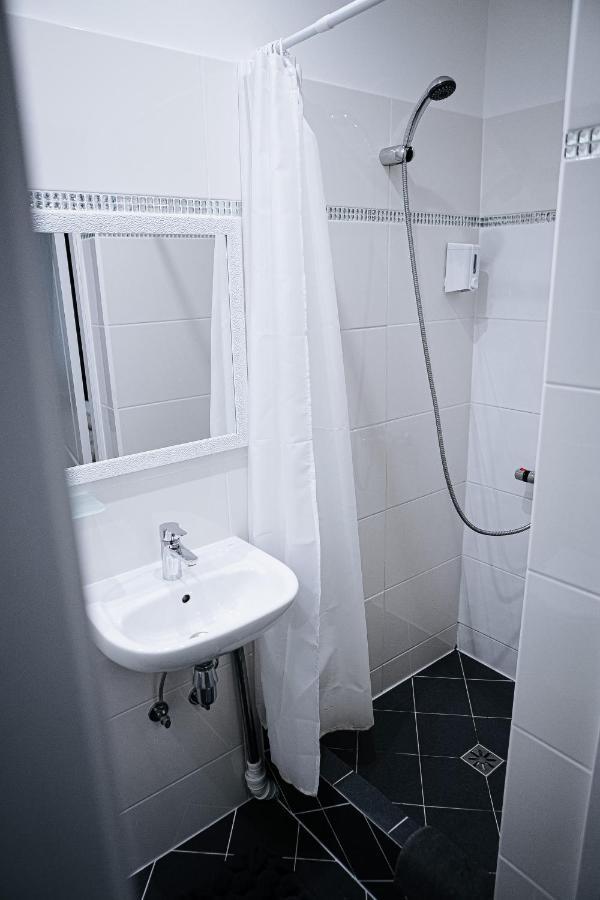 Vallery Guest House Bigauņciems Eksteriør billede